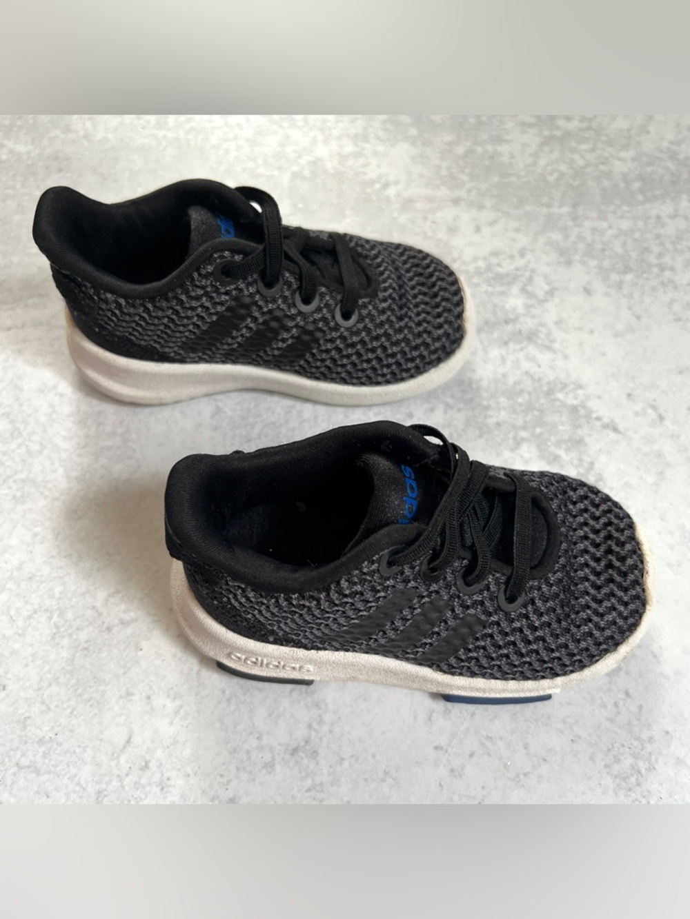 5⚽️ adidas Toddler Black Shadow Knit Slip-On Lace Sneakers with White Sole